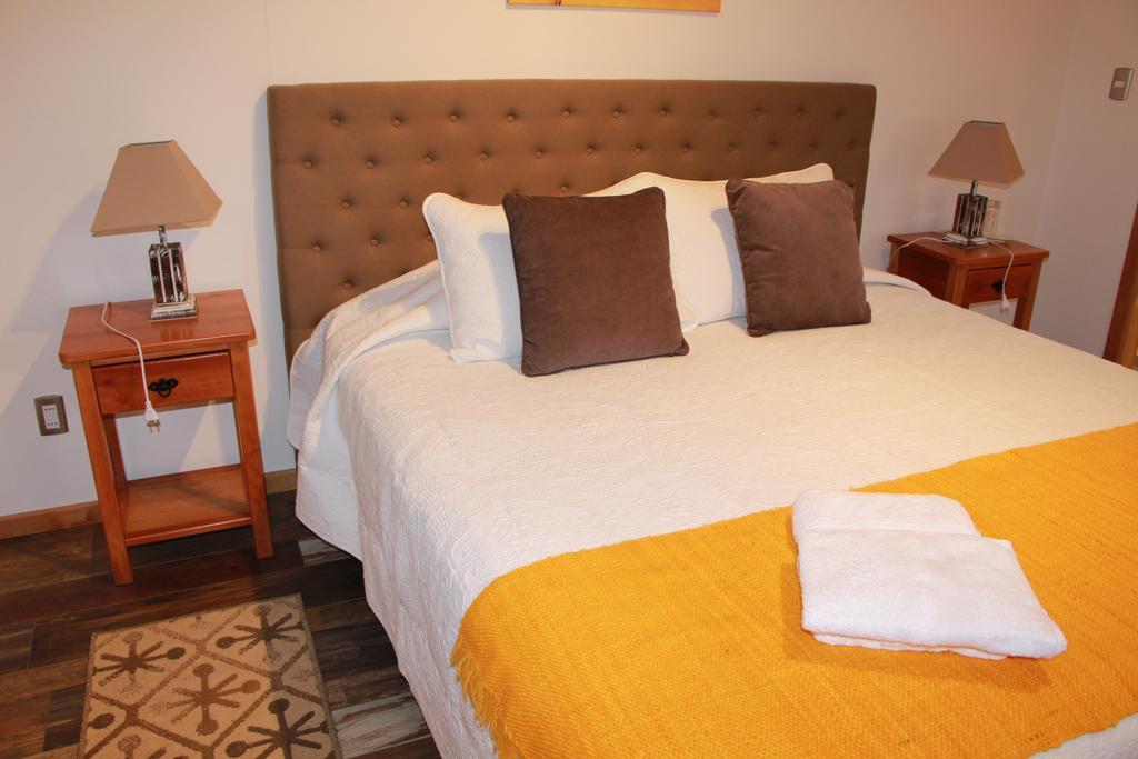 Hostal Fernando De Magalhaes プンタアレナス エクステリア 写真