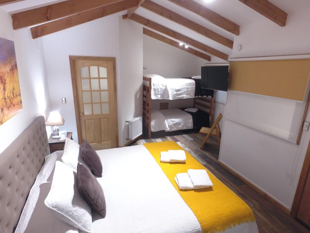 Hostal Fernando De Magalhaes プンタアレナス エクステリア 写真