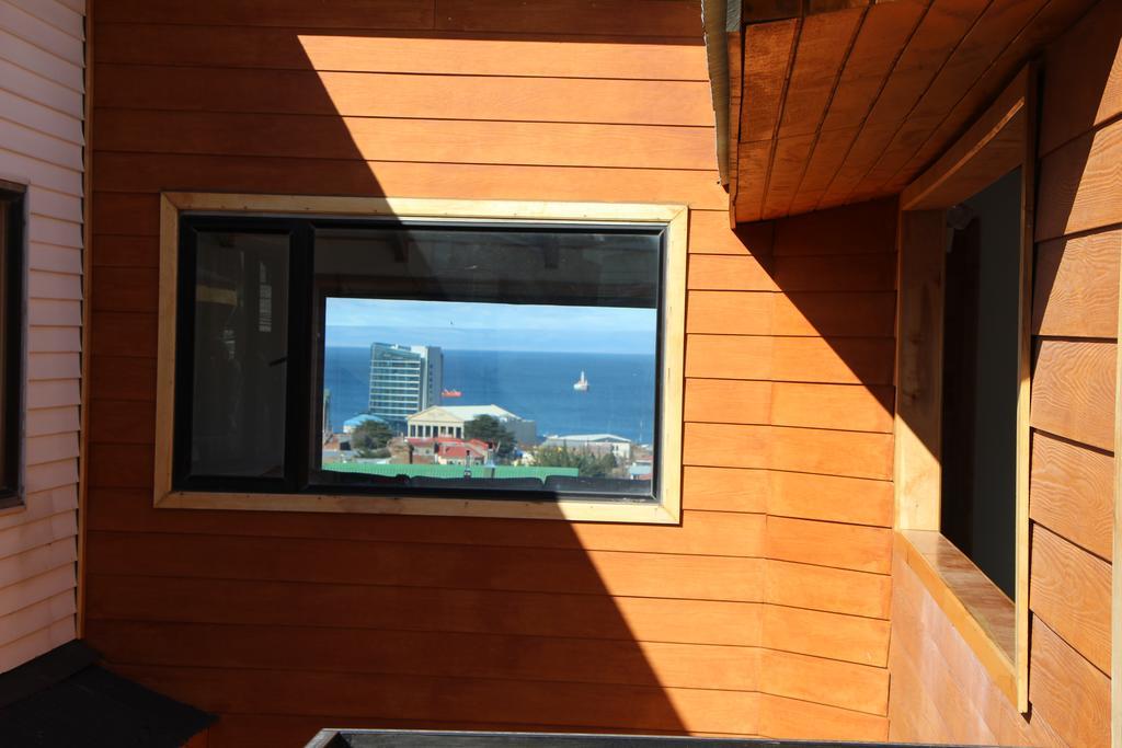 Hostal Fernando De Magalhaes プンタアレナス エクステリア 写真