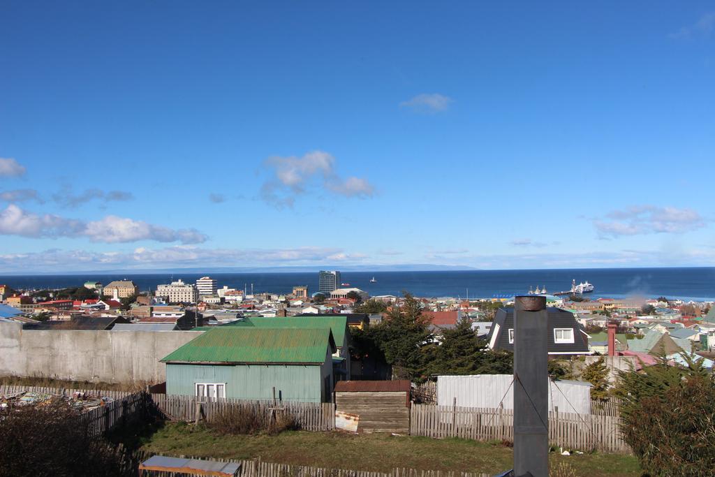 Hostal Fernando De Magalhaes プンタアレナス エクステリア 写真