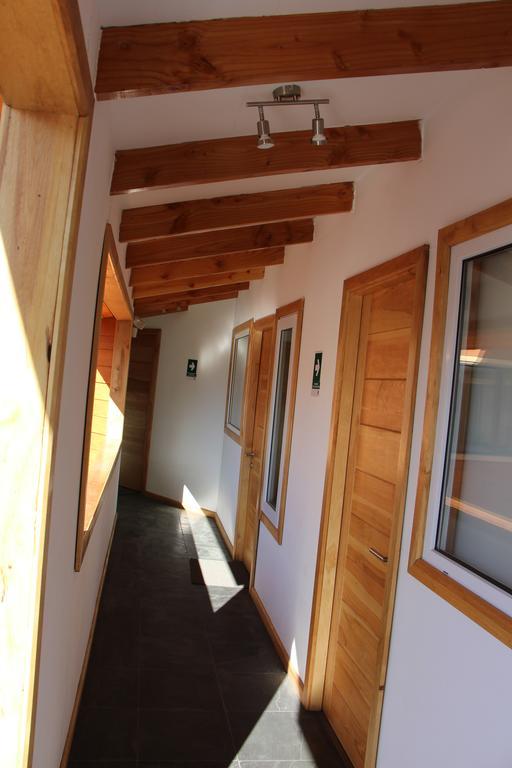 Hostal Fernando De Magalhaes プンタアレナス エクステリア 写真
