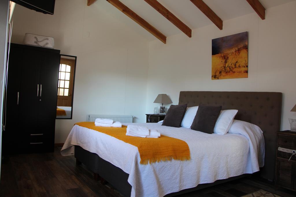 Hostal Fernando De Magalhaes プンタアレナス エクステリア 写真