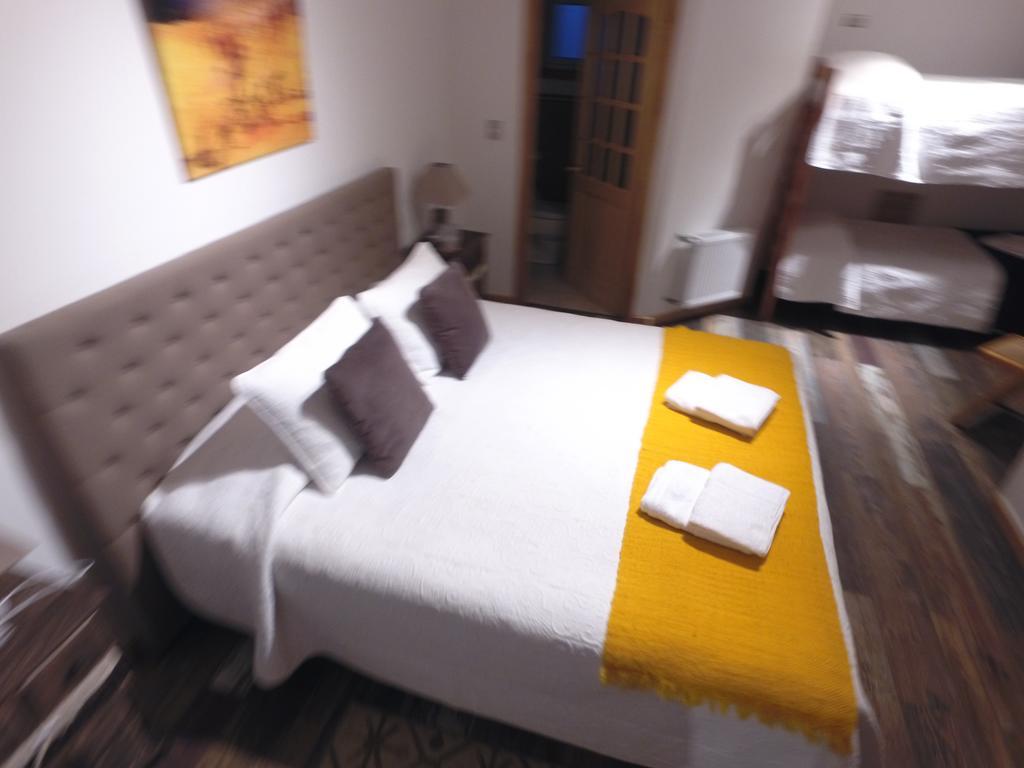 Hostal Fernando De Magalhaes プンタアレナス エクステリア 写真
