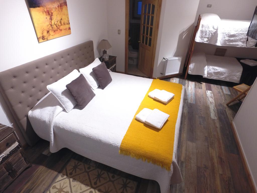 Hostal Fernando De Magalhaes プンタアレナス エクステリア 写真