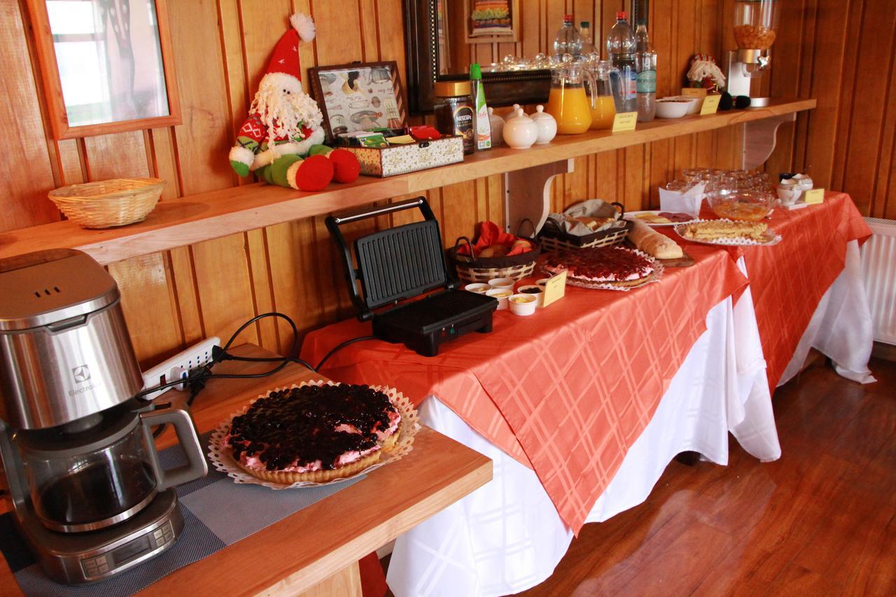 Hostal Fernando De Magalhaes プンタアレナス エクステリア 写真